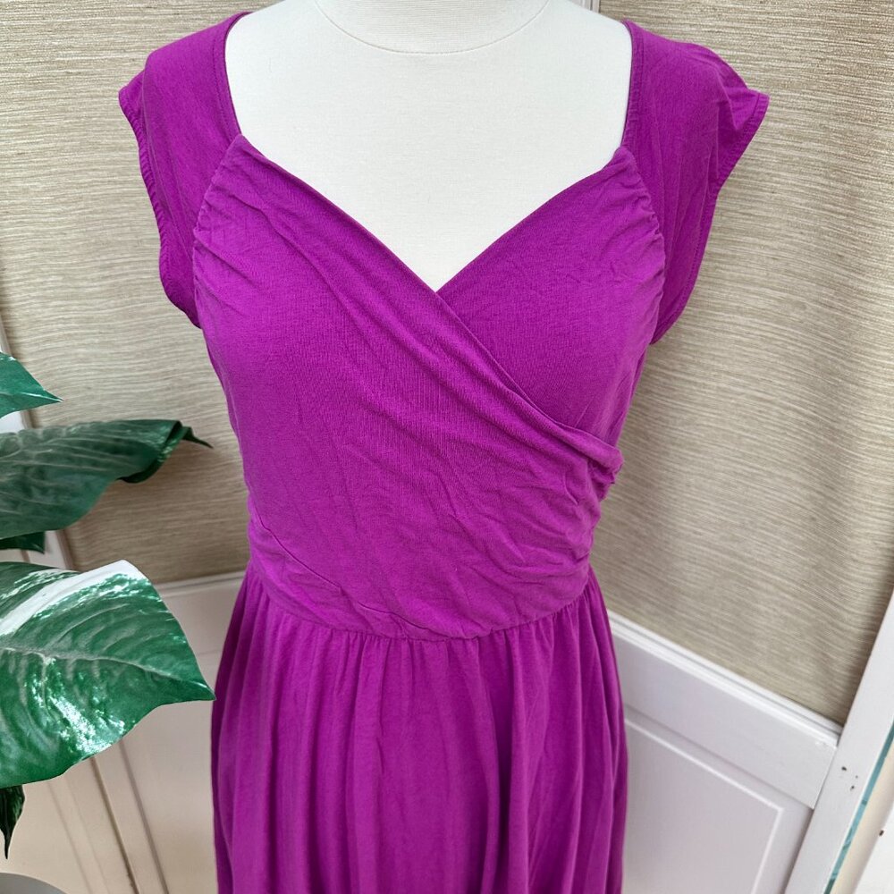Garnet Hill Magenta Jersey Midi Dress S Surplice V Neck Fit Flare Stretch Knit - Picture 4 of 8